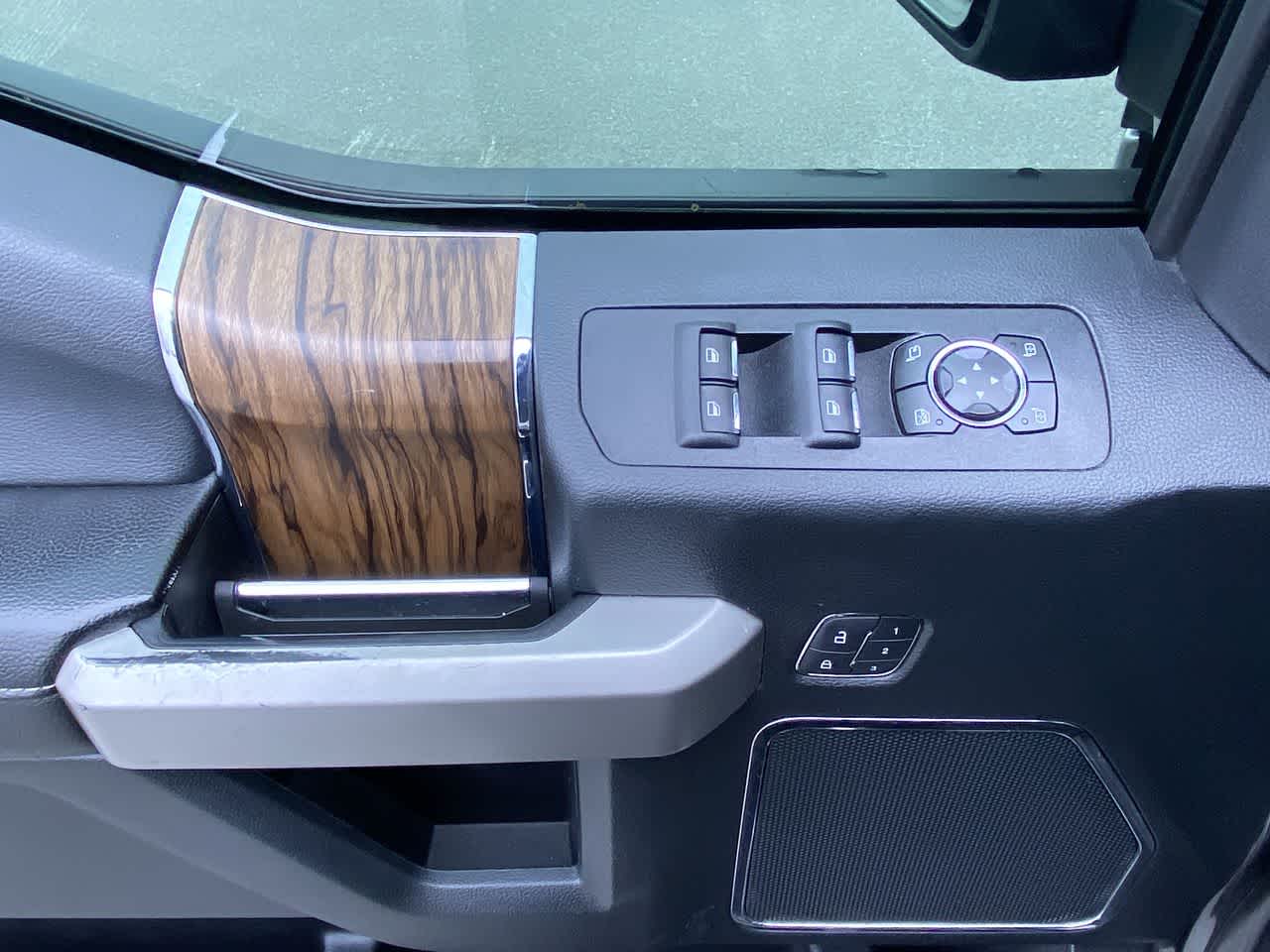 Thumbnail: 2019 Ford F-150 - 13