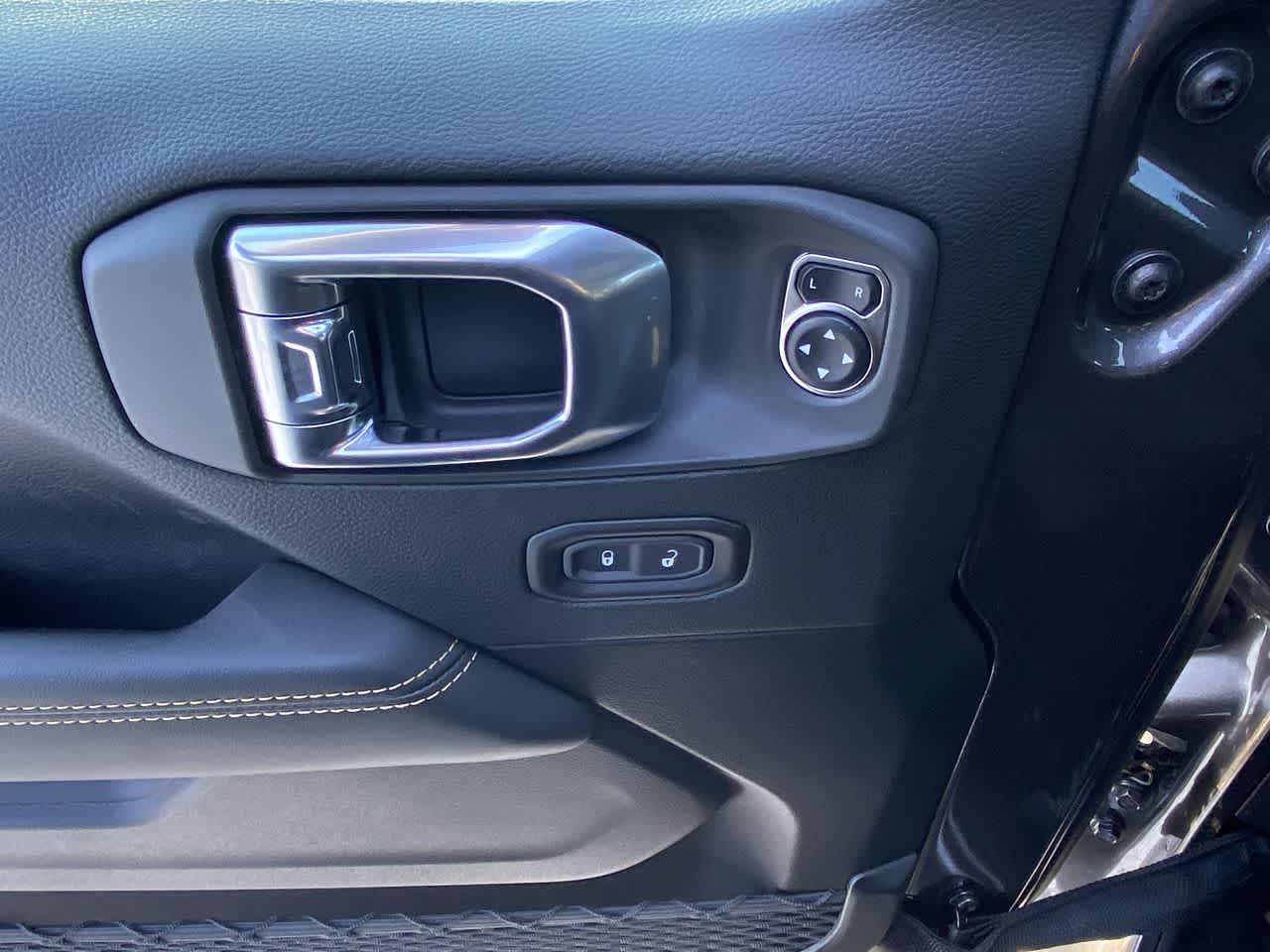 Thumbnail: 2026 Jeep Wrangler - 13