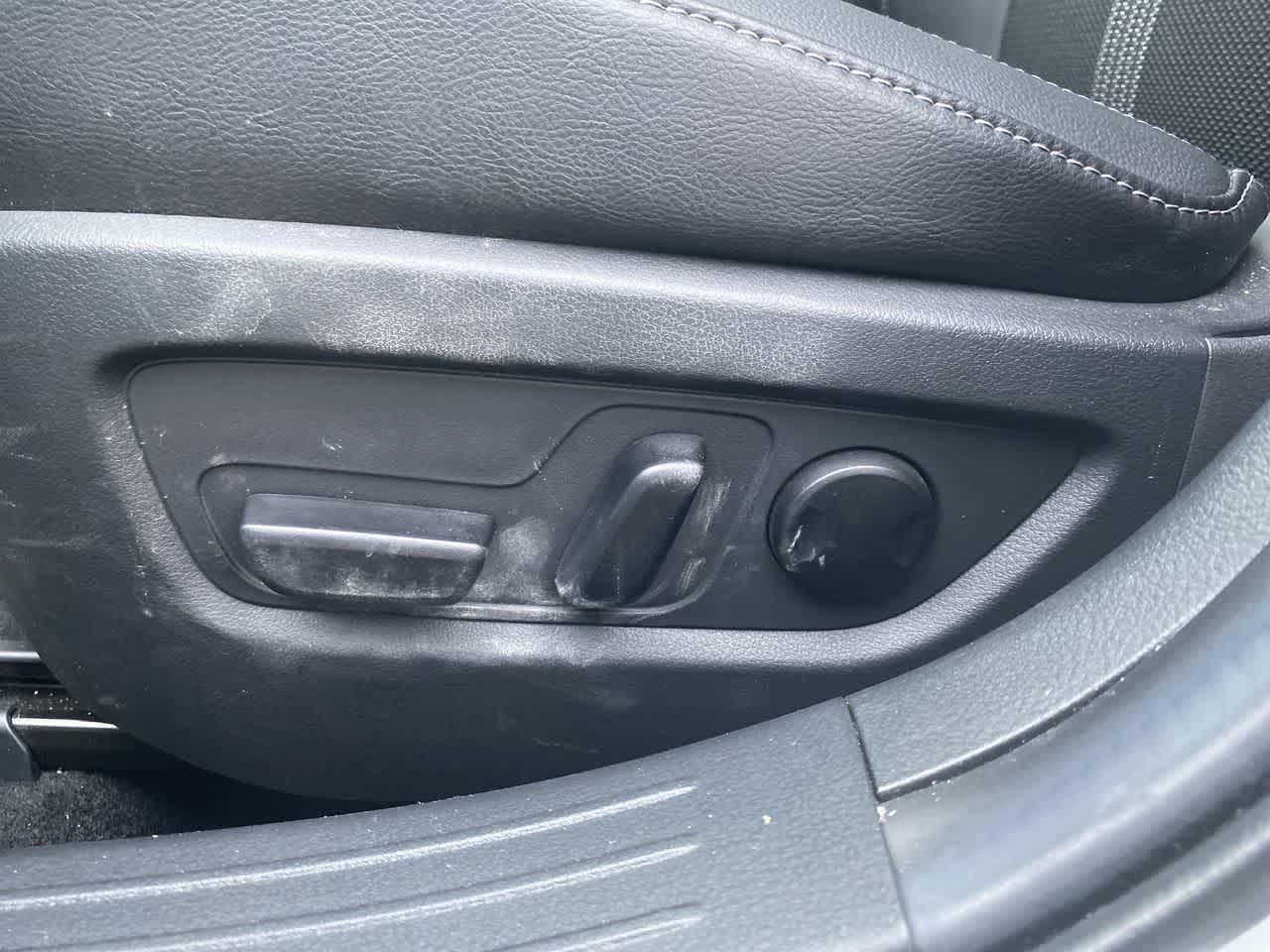 Thumbnail: 2025 Mazda CX-50 - 12