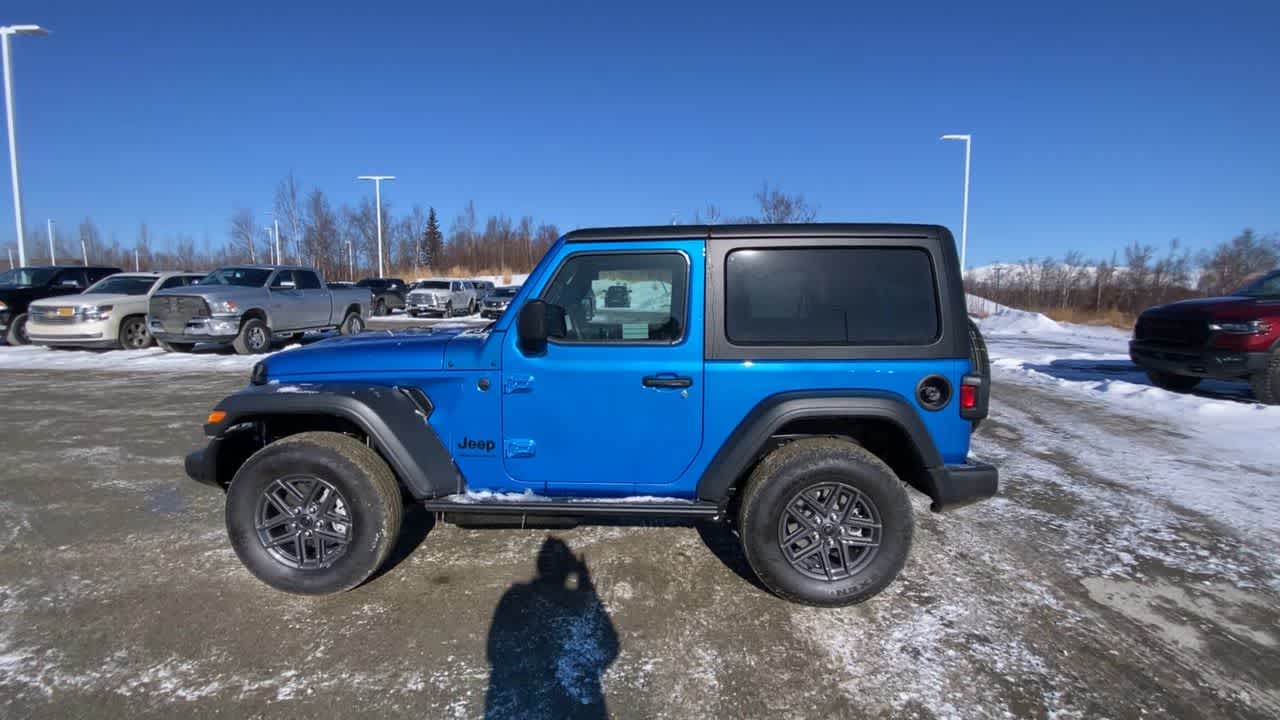 Thumbnail: 2026 Jeep Wrangler - 7