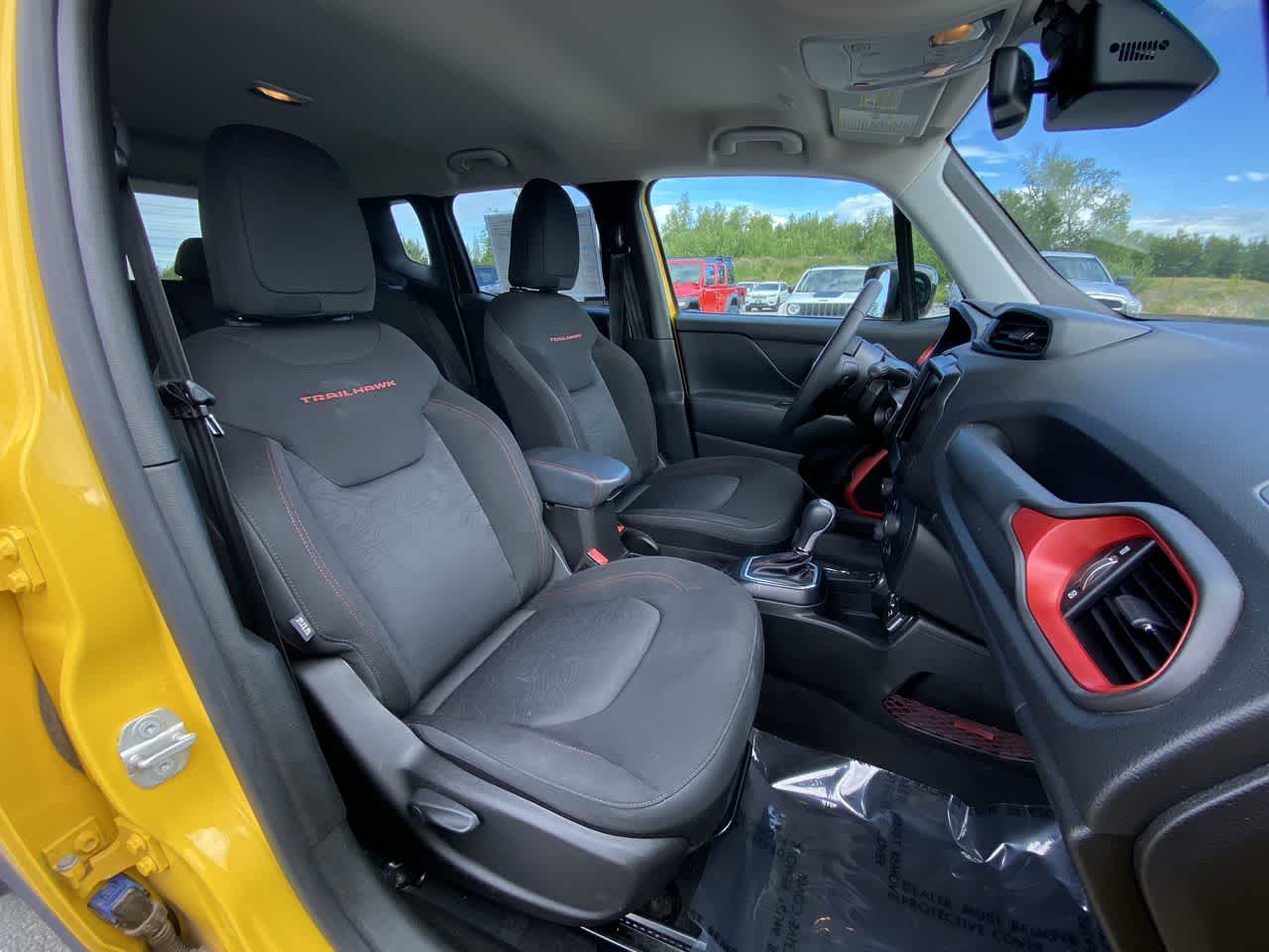 Thumbnail: 2023 Jeep Renegade - 26