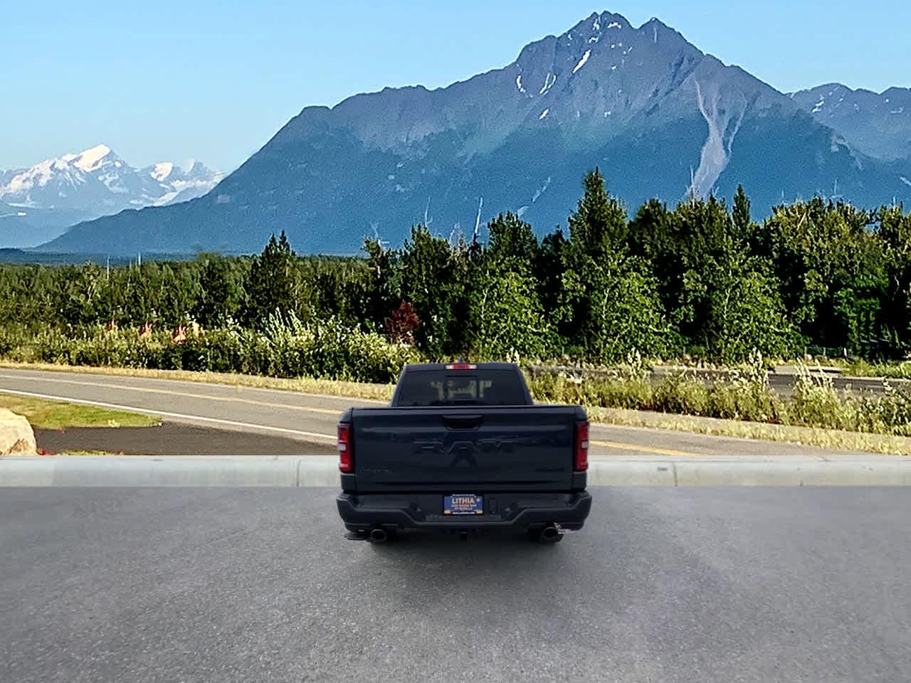 Thumbnail: 2026 RAM 1500 - 5