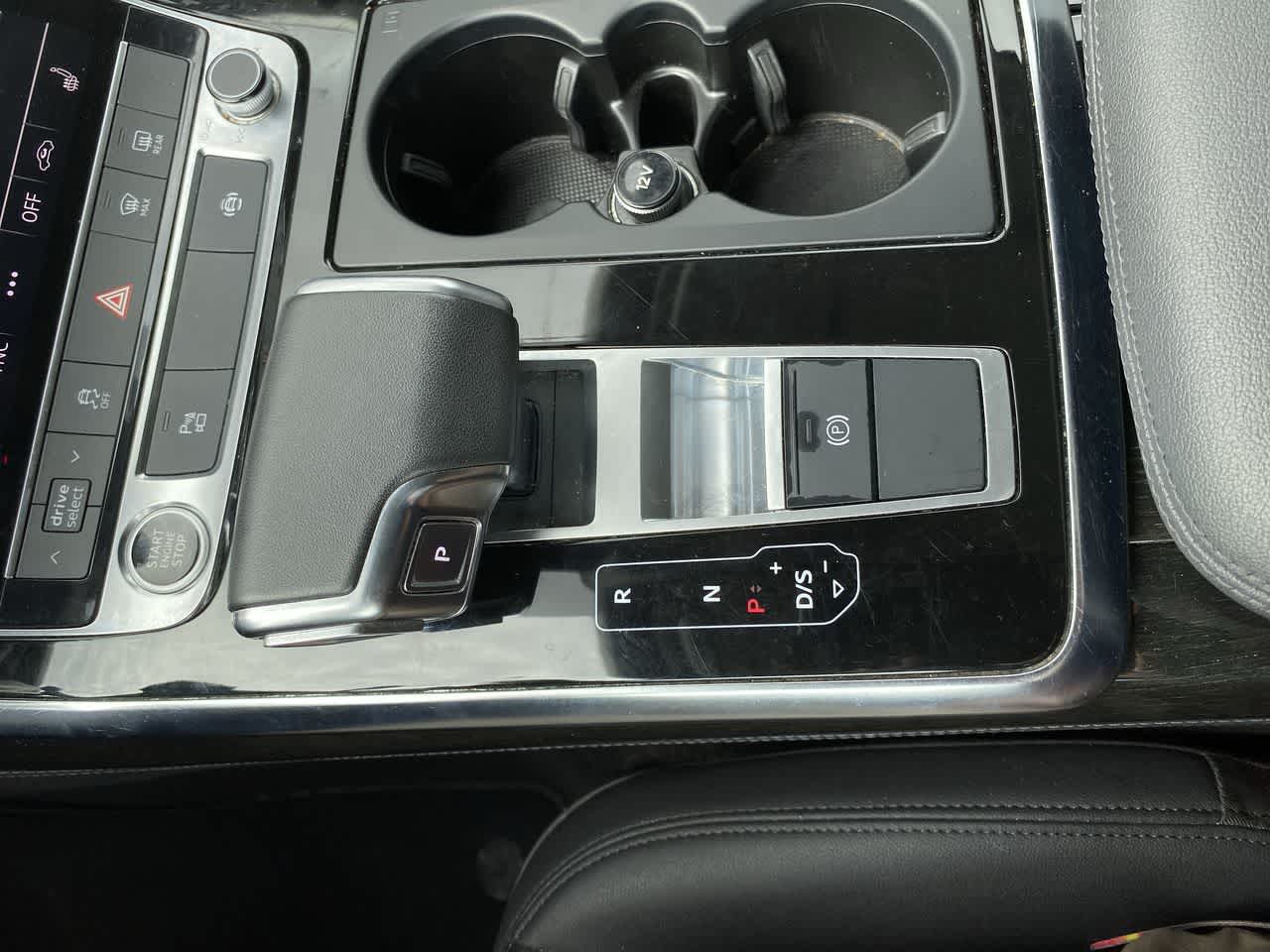 Thumbnail: 2023 Audi Q7 - 26