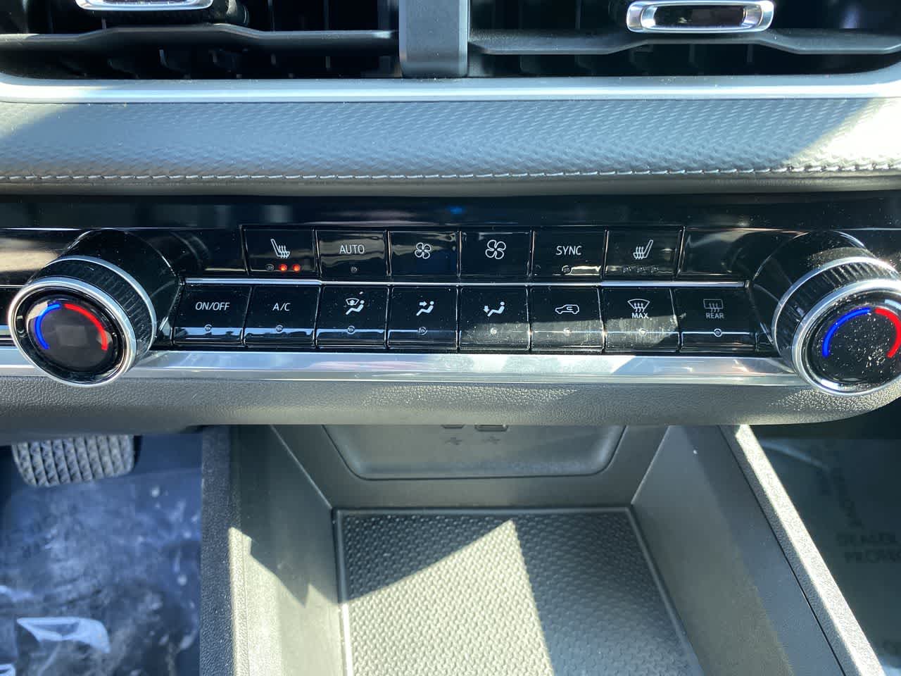 Thumbnail: 2025 Chevrolet Equinox - 19