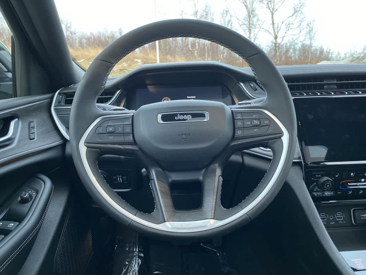 Thumbnail: 2025 Jeep Grand Cherokee - 20