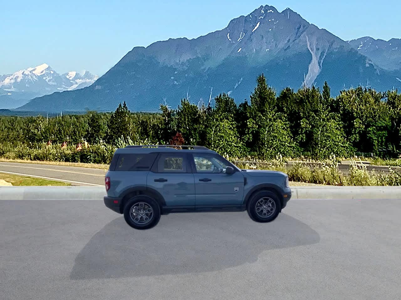Thumbnail: 2023 Ford Bronco Sport - 6