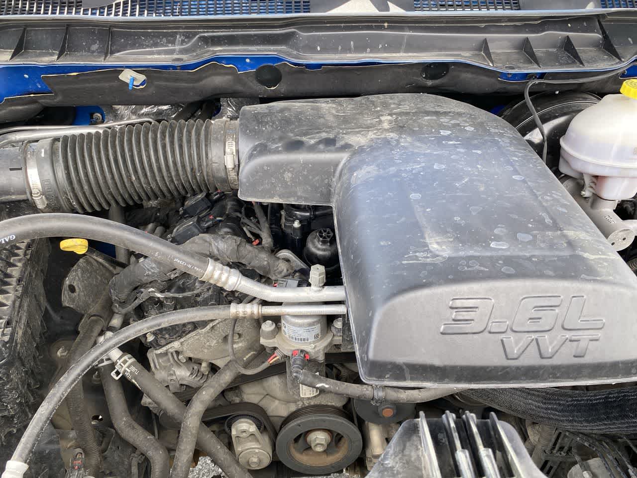 Thumbnail: 2024 RAM 1500 Classic - 32