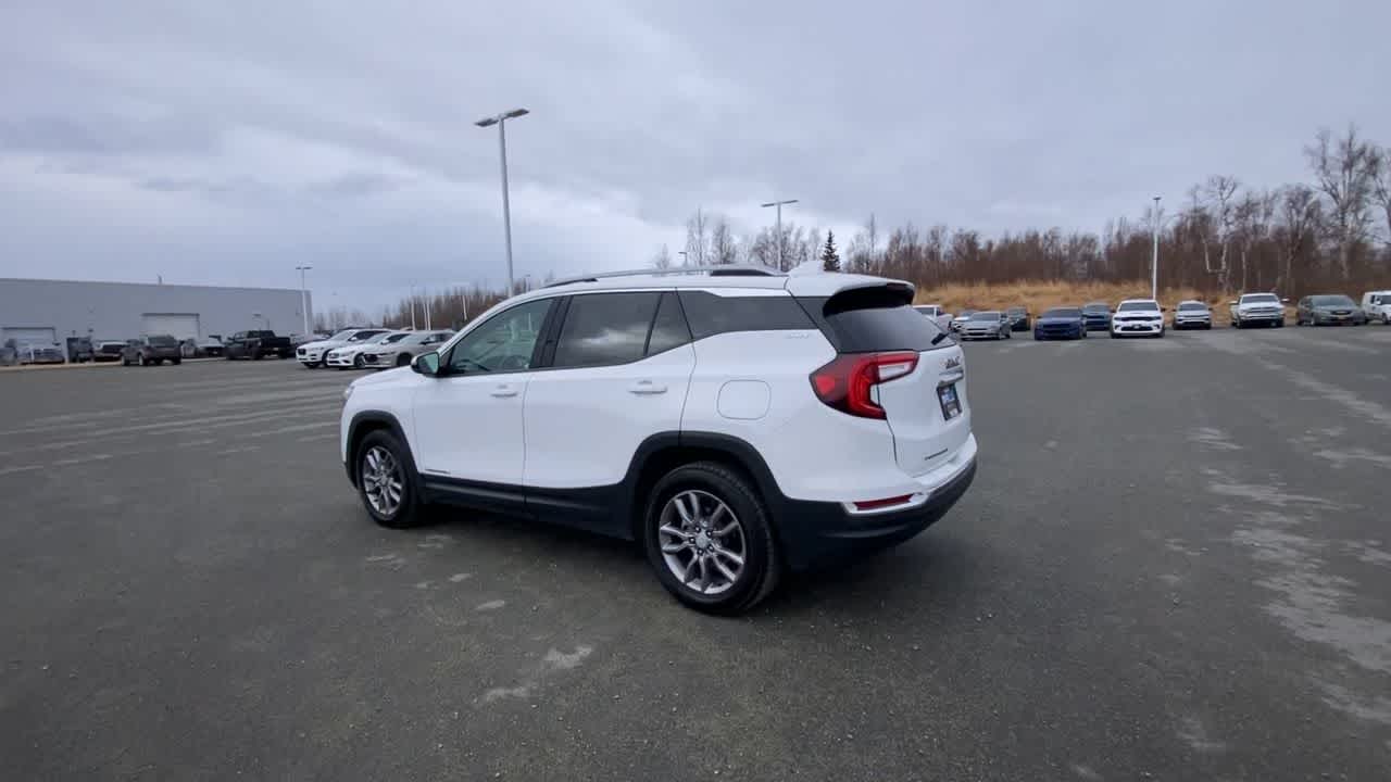 2023 GMC Terrain SLT 9