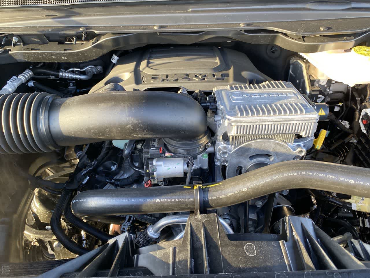 Thumbnail: 2026 RAM 1500 - 33