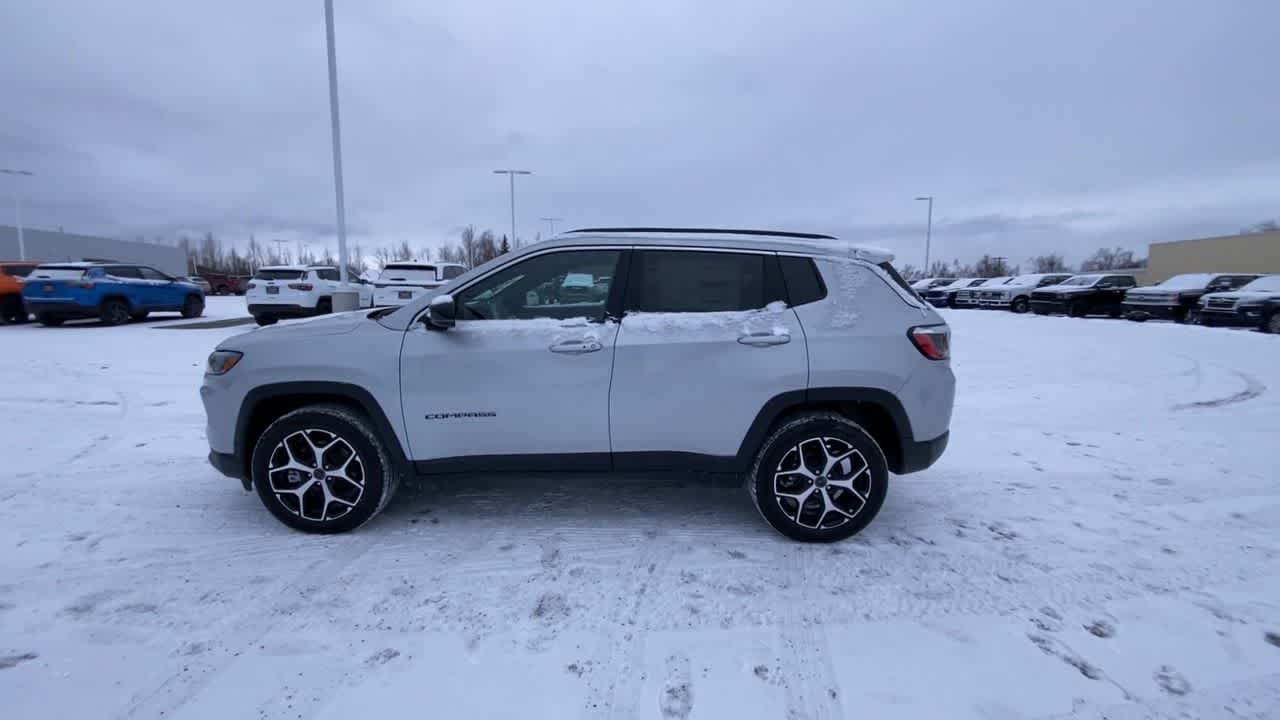 2026 Jeep Compass Limited - Photo 7