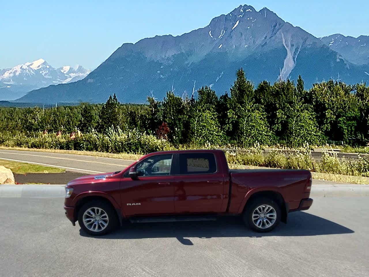 Used 2022 RAM Ram 1500 Pickup Laramie with VIN 1C6SRFJT7NN238715 for sale in Wasilla, AK