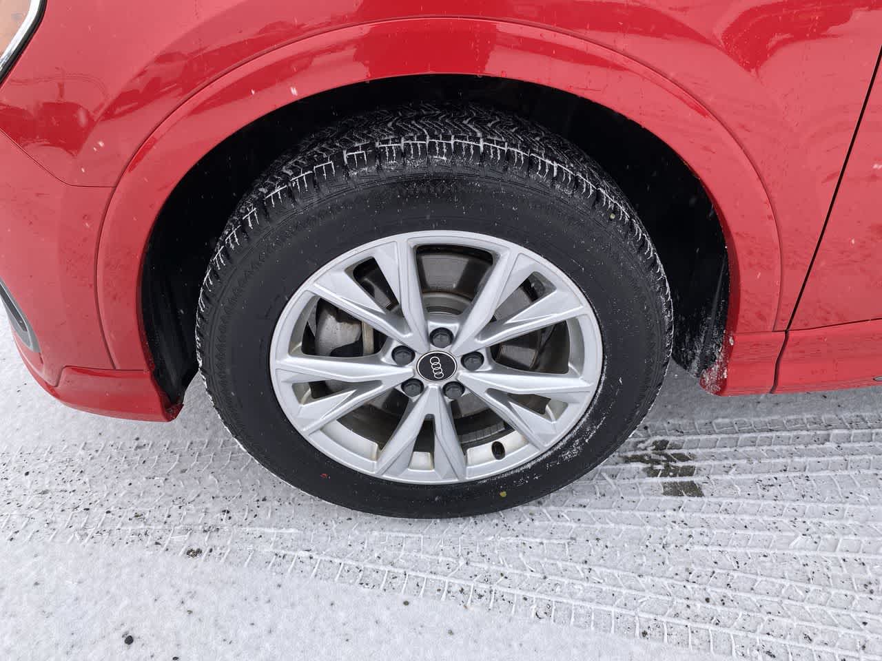 Thumbnail: 2024 Audi Q3 - 10