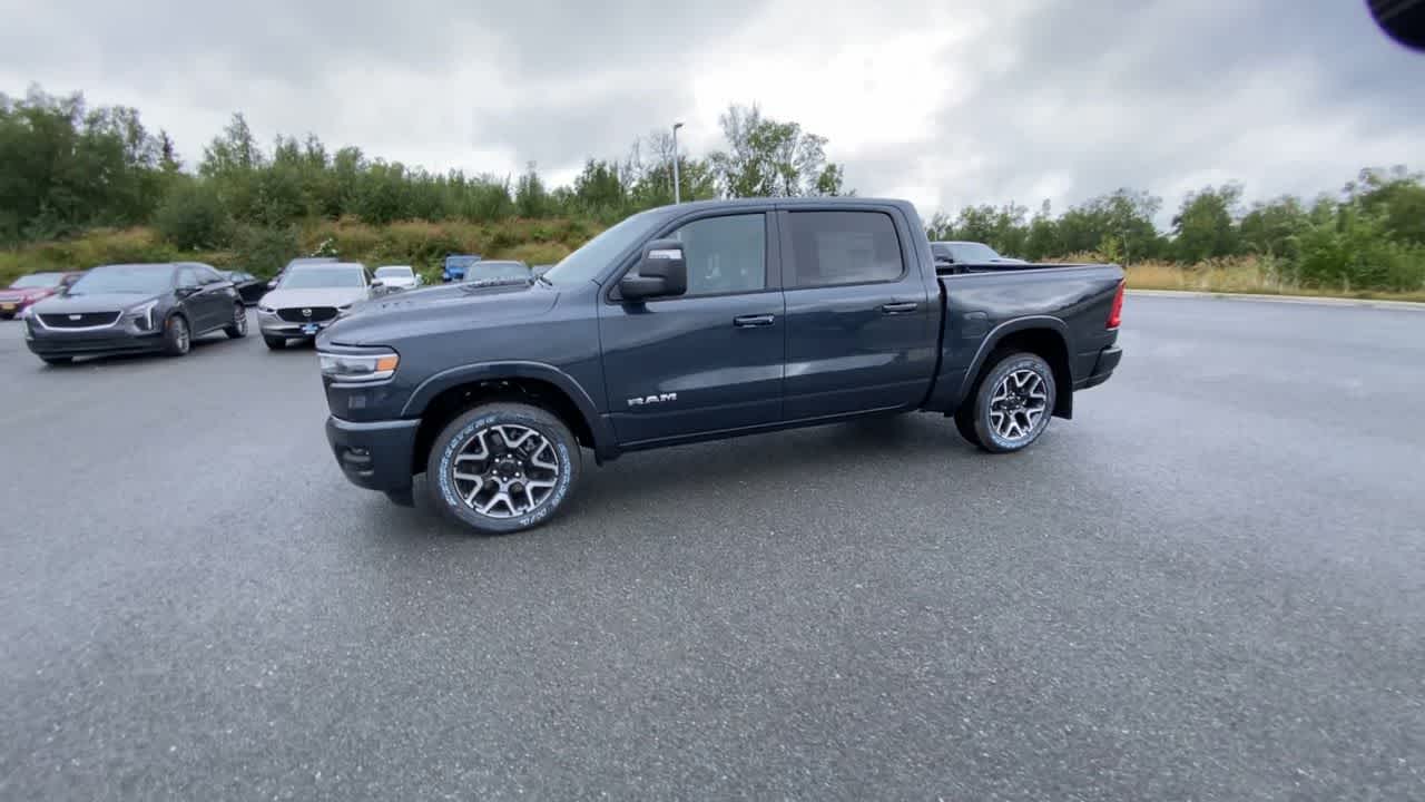 Thumbnail: 2025 RAM 1500 - 9