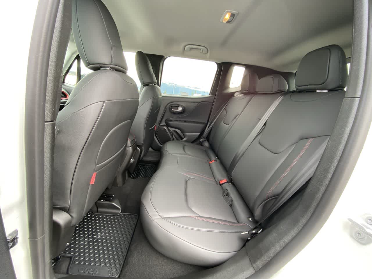 Thumbnail: 2023 Jeep Renegade - 24