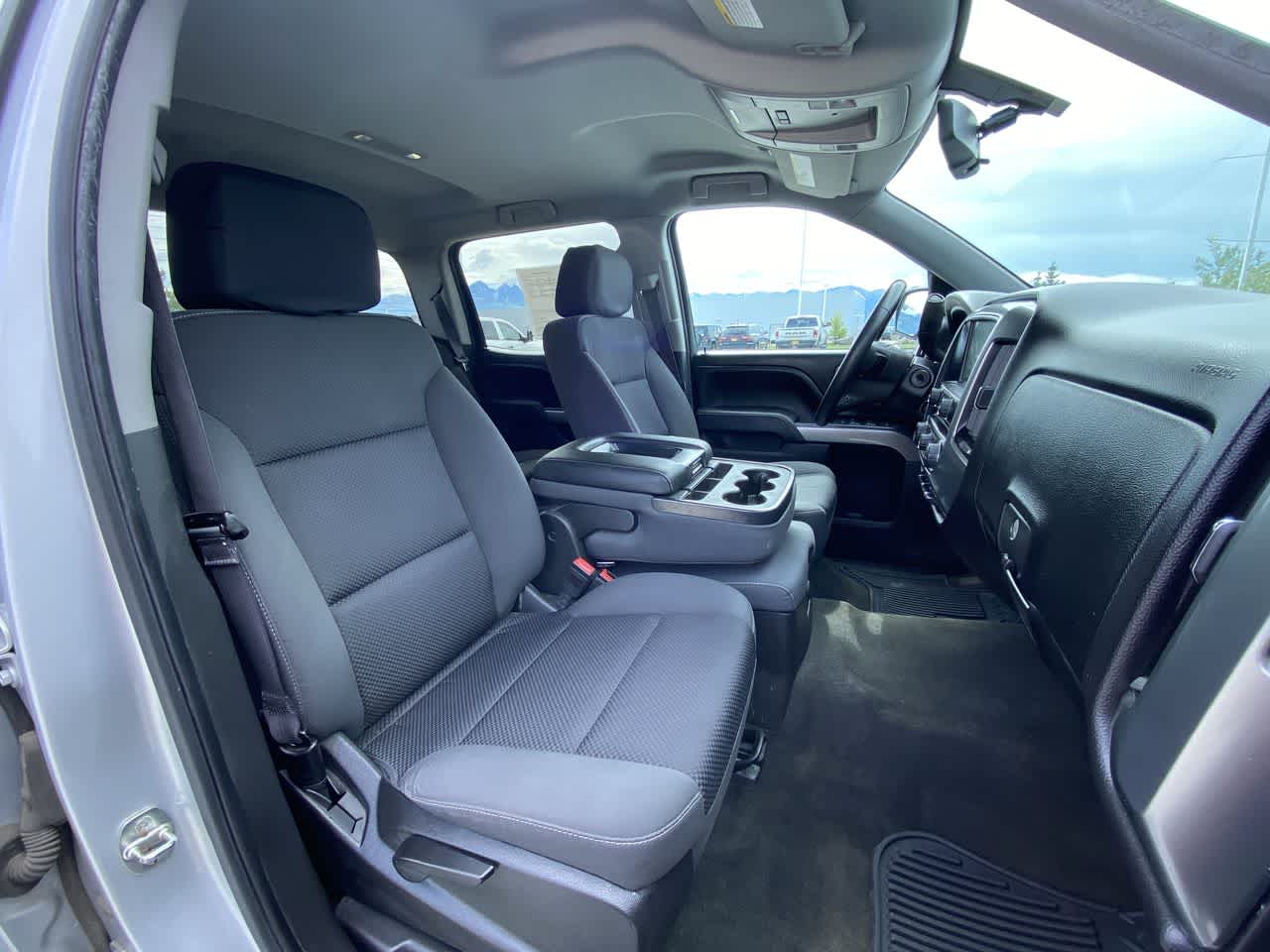 Thumbnail: 2016 Chevrolet Silverado 1500 - 26