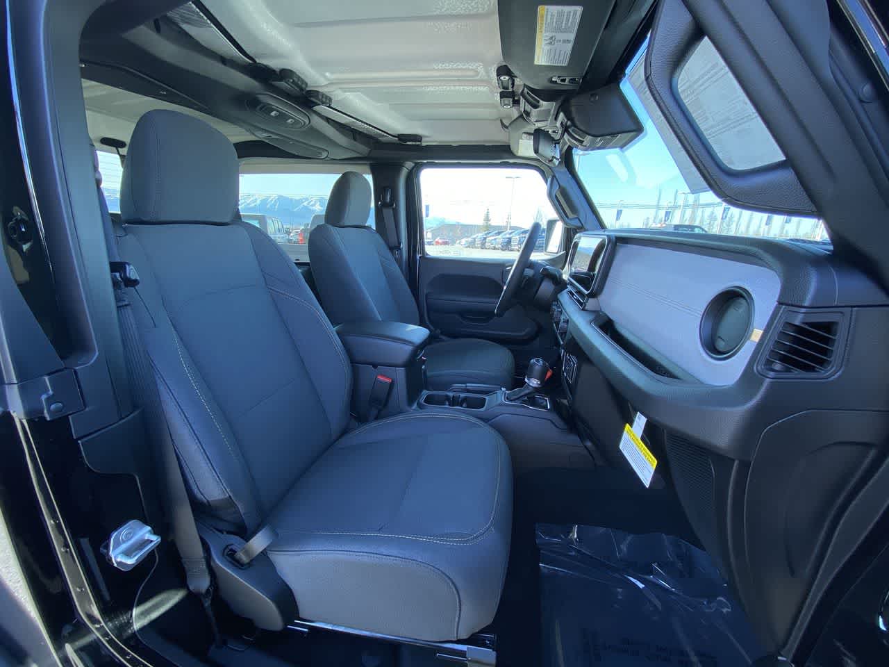 Thumbnail: 2025 Jeep Wrangler - 26