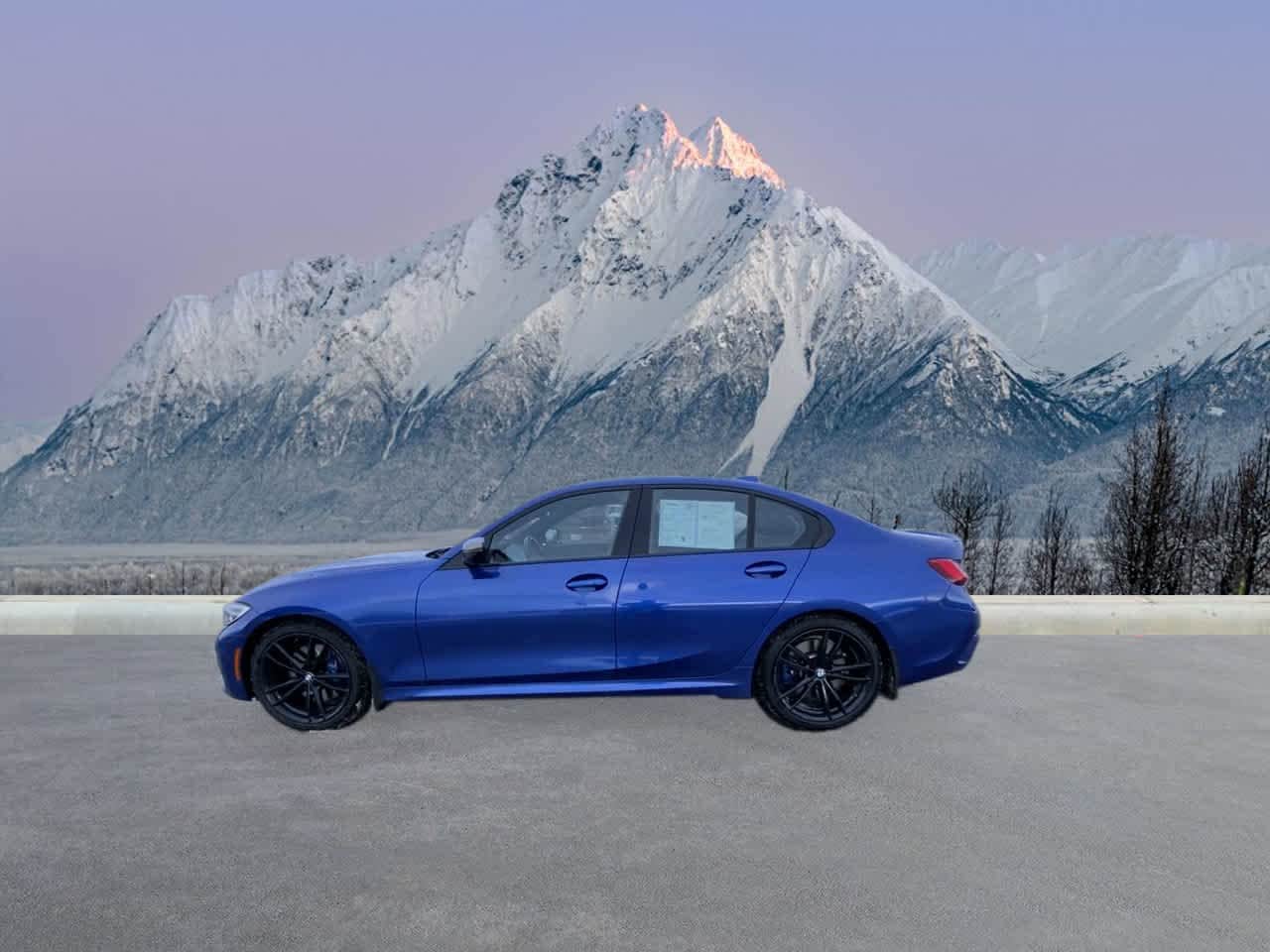 Thumbnail: 2020 BMW 3 Series - 3