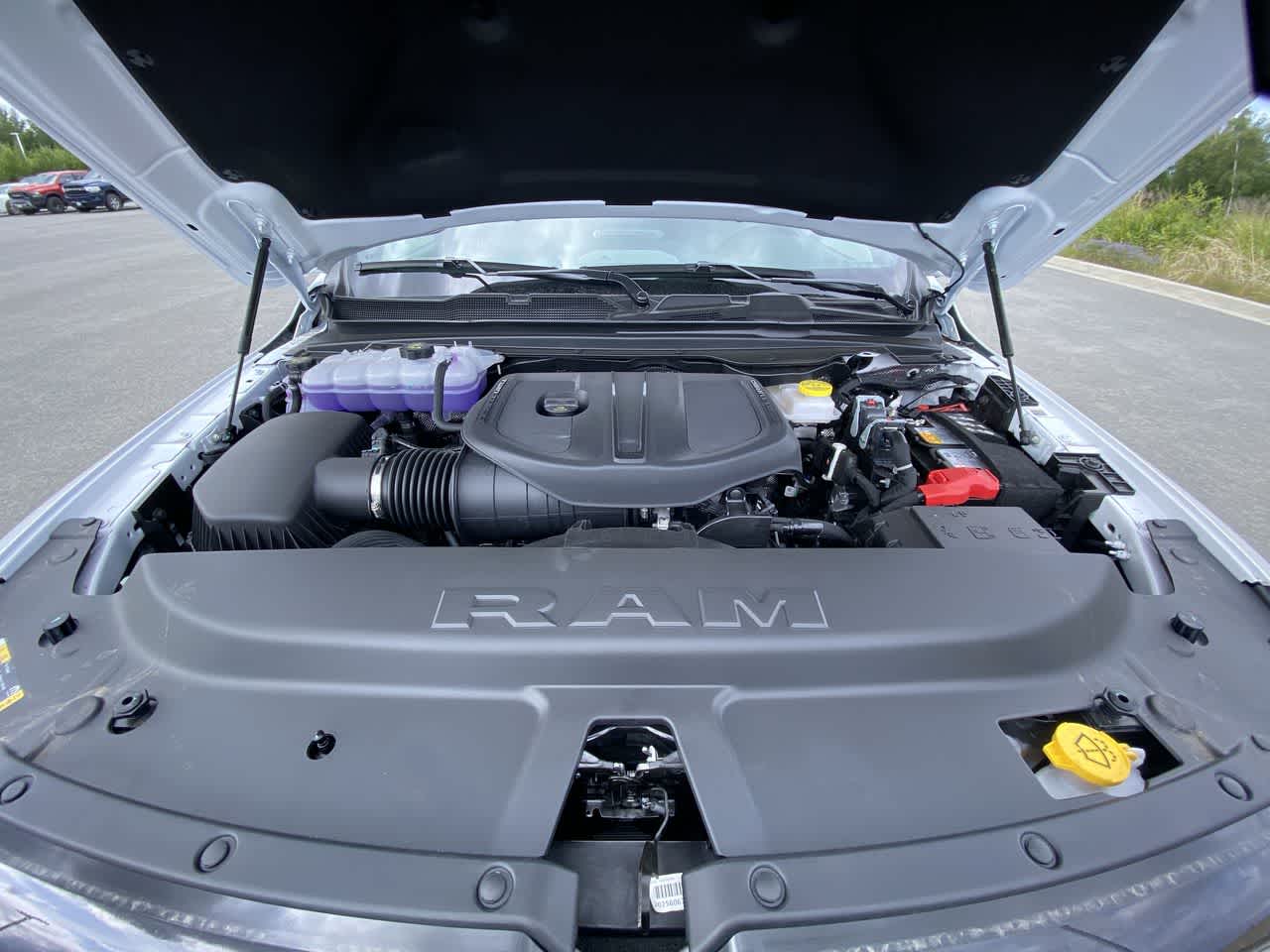 Thumbnail: 2025 RAM 1500 - 28