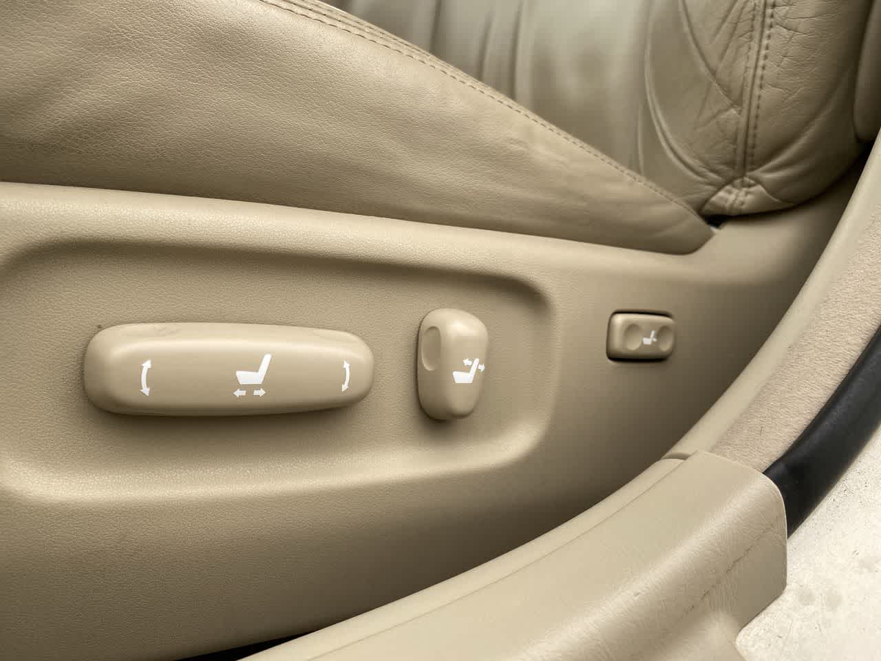 Thumbnail: 2004 Lexus ES - 12