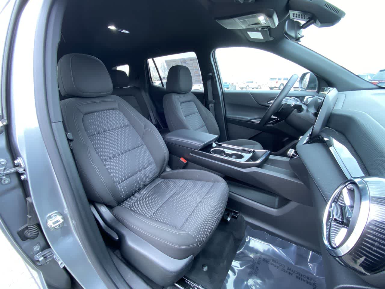 Thumbnail: 2025 Chevrolet Equinox - 26