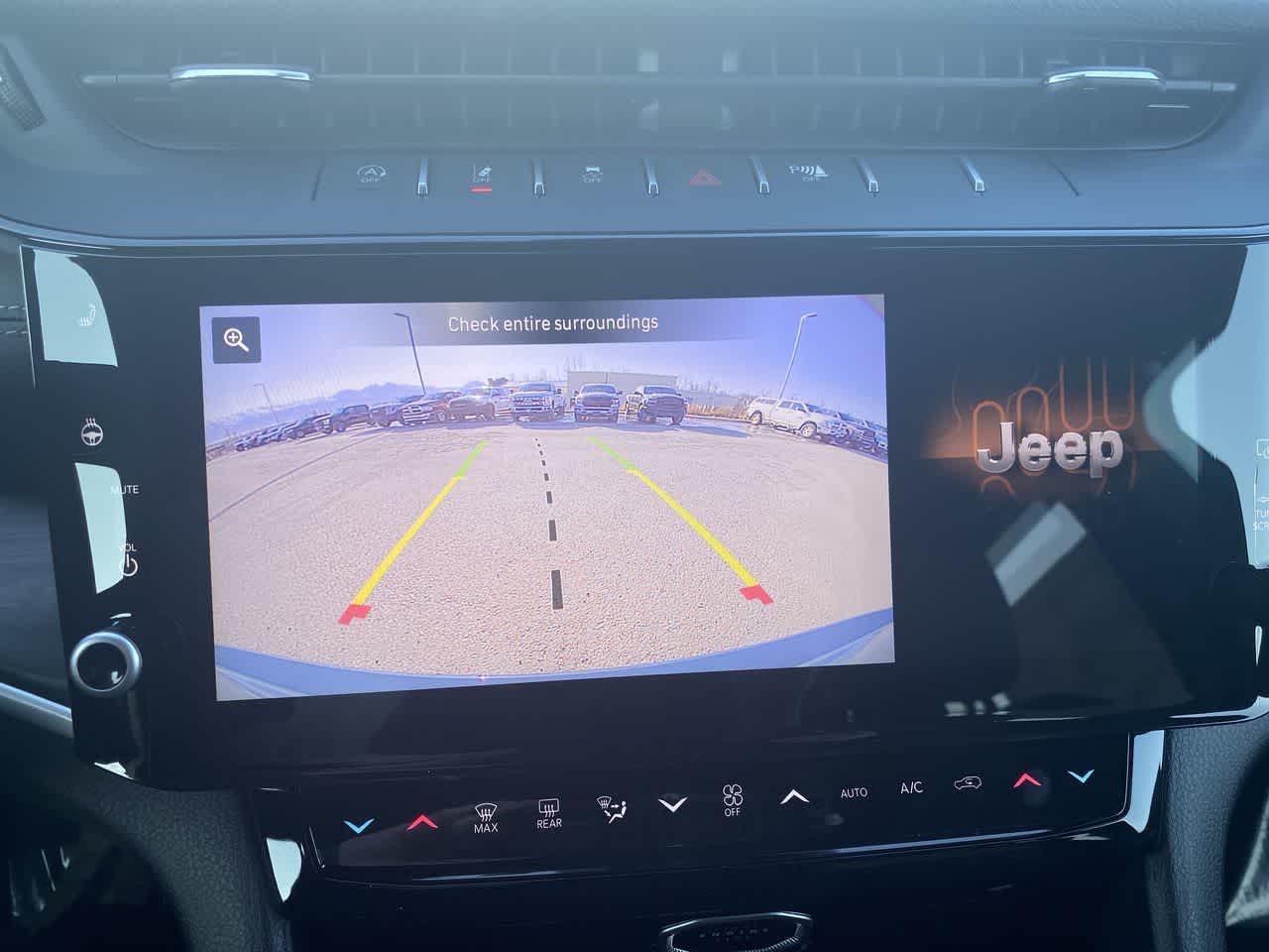 Thumbnail: 2026 Jeep Grand Cherokee - 17