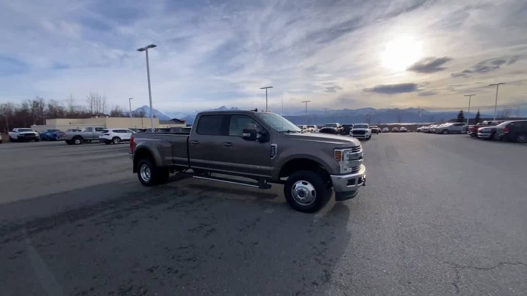 Used 2019 Ford F-350  Truck Crew Cab