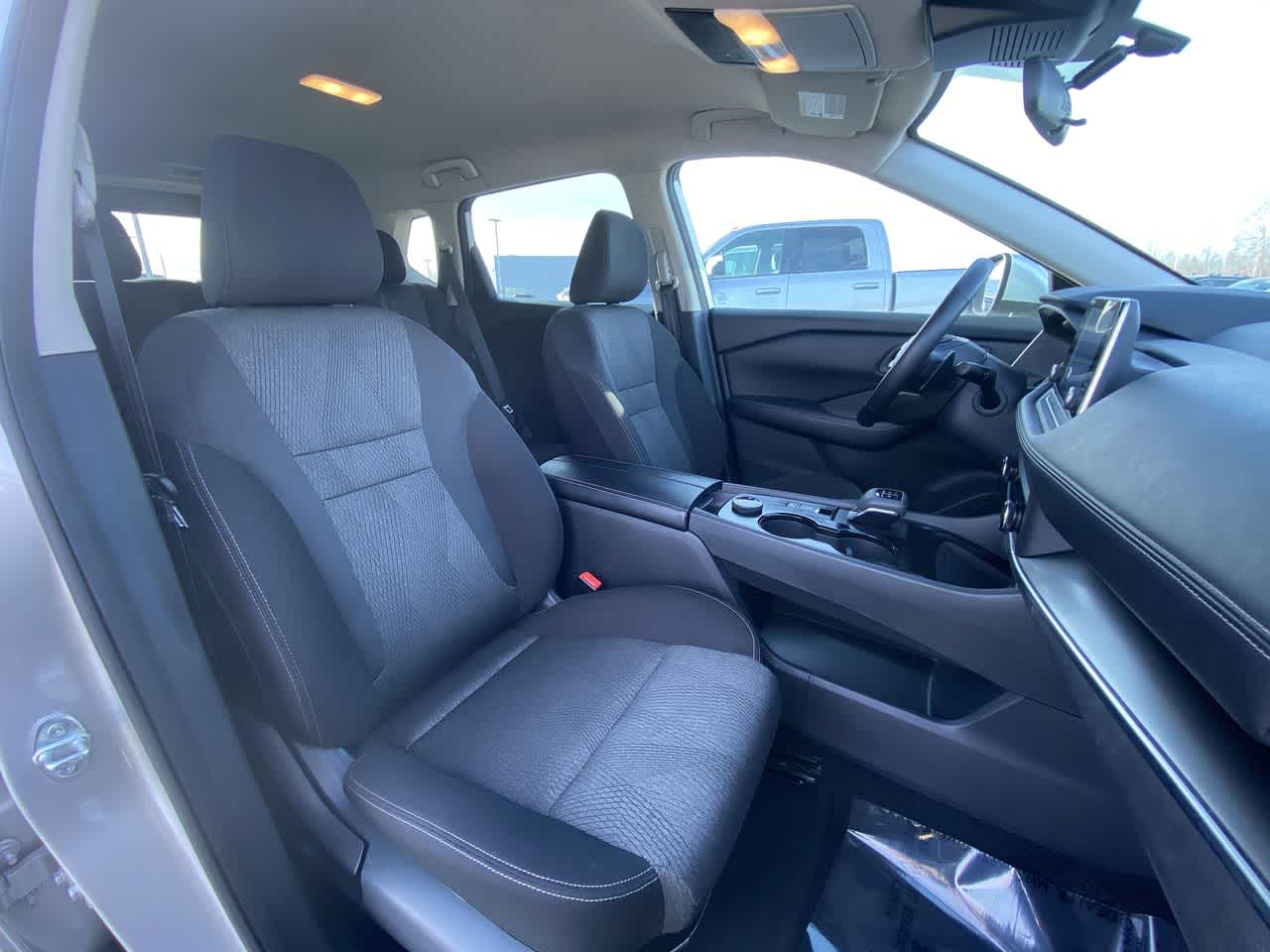 Thumbnail: 2025 Nissan Rogue - 31