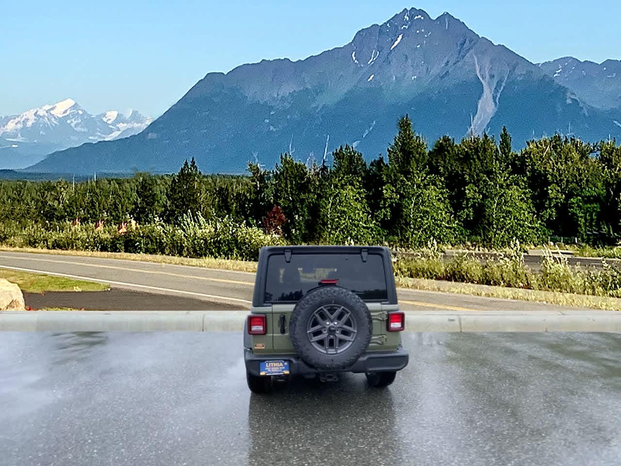 Thumbnail: 2026 Jeep Wrangler - 4