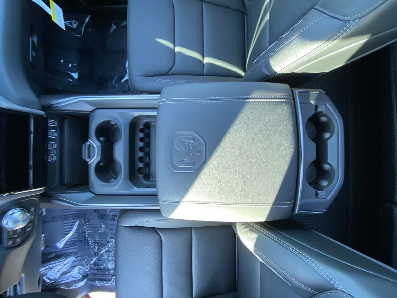 Thumbnail: 2025 RAM 1500 - 28