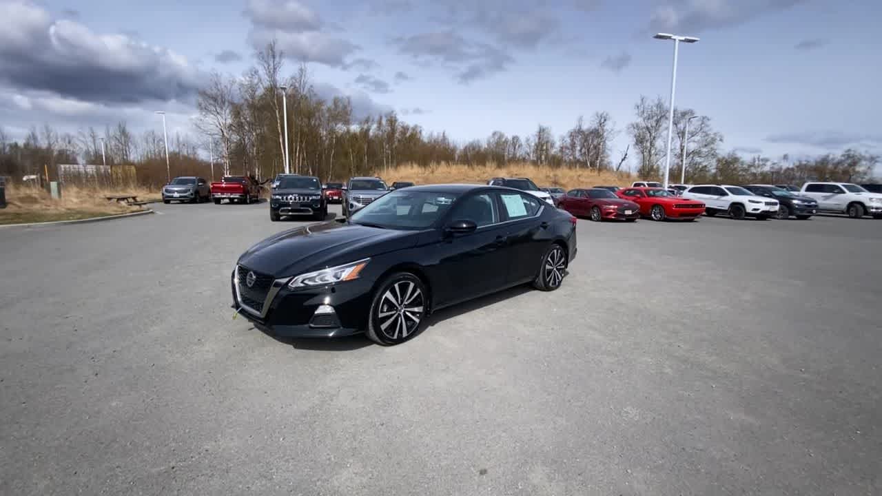 Thumbnail: 2022 Nissan Altima - 9