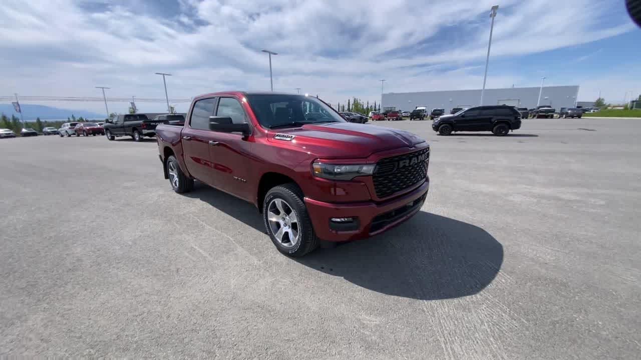 Thumbnail: 2025 RAM 1500 - 10