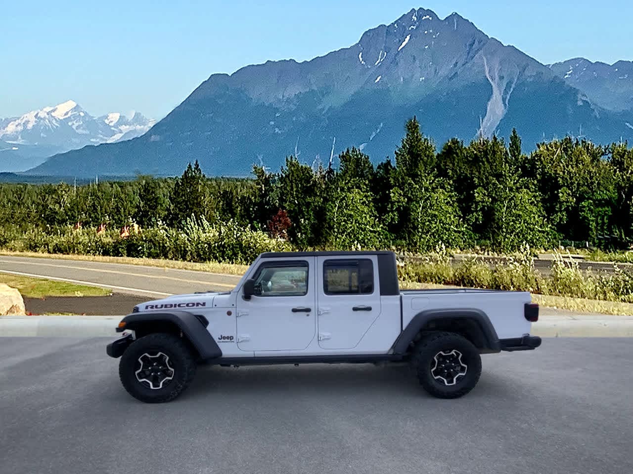 Used 2021 Jeep Gladiator Rubicon with VIN 1C6JJTBG9ML545459 for sale in Wasilla, AK