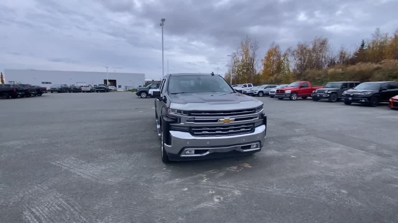 Thumbnail: 2021 Chevrolet Silverado 1500 - 12