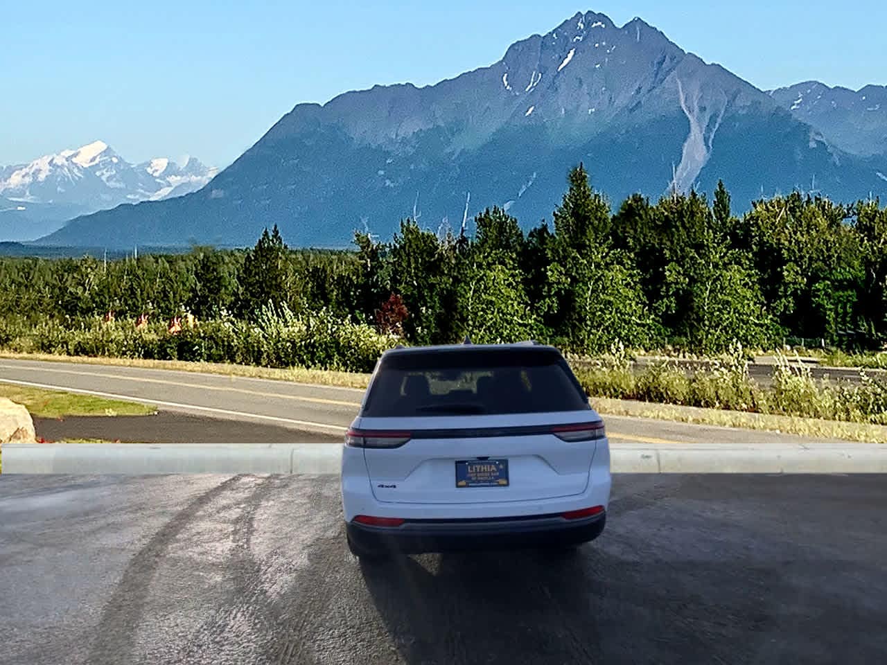 Thumbnail: 2026 Jeep Grand Cherokee - 4