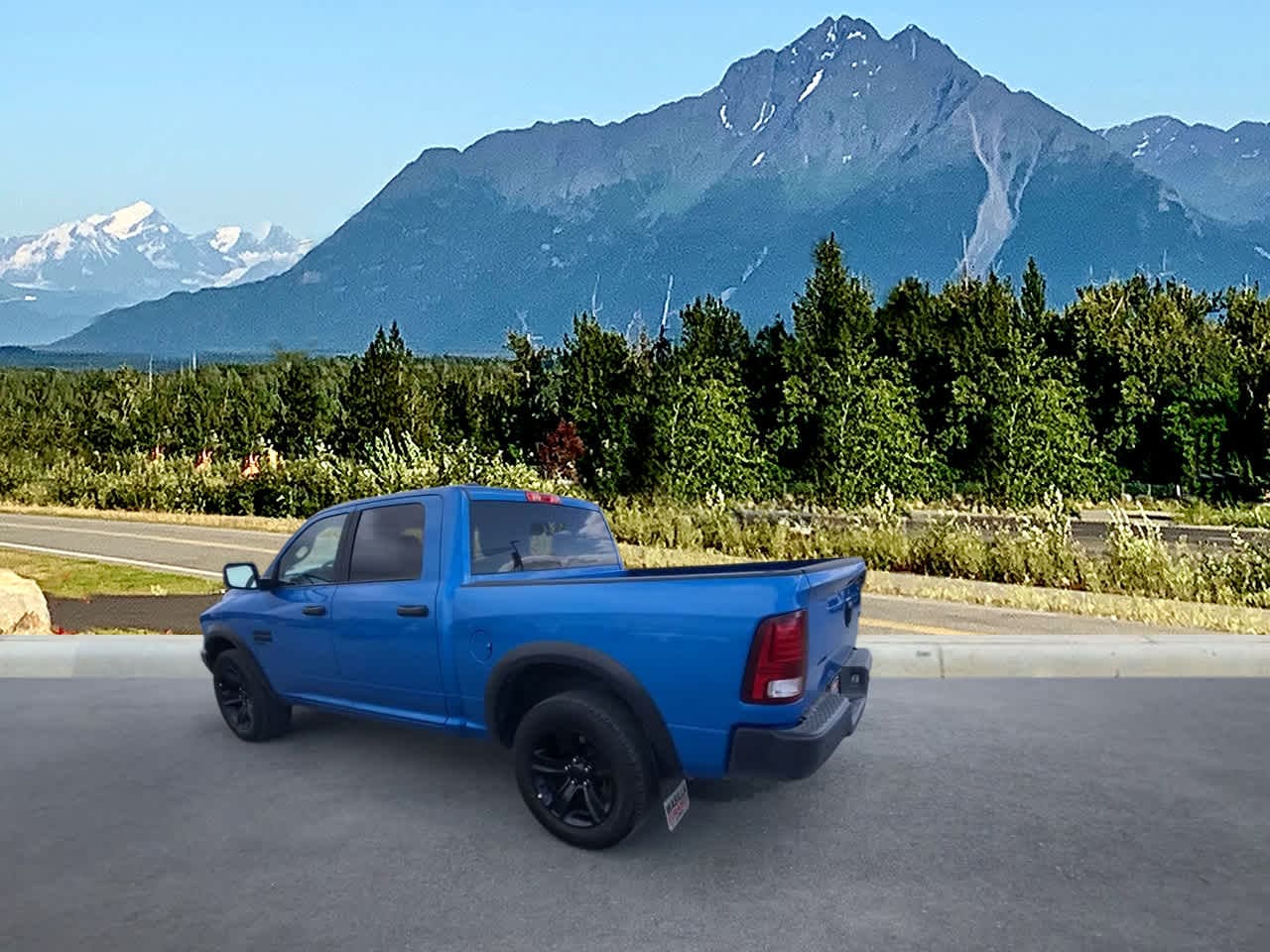 Thumbnail: 2024 RAM 1500 Classic - 4