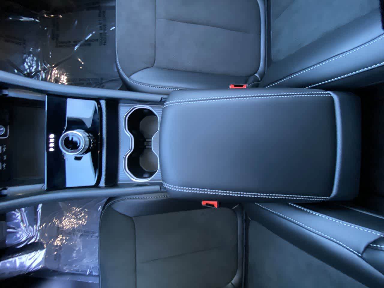 Thumbnail: 2025 Jeep Grand Cherokee - 21