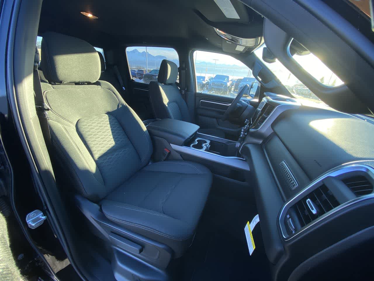 Thumbnail: 2026 RAM 1500 - 25