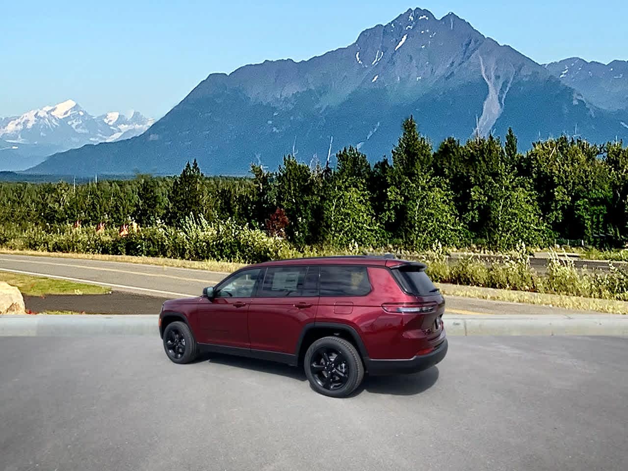 Thumbnail: 2025 Jeep Grand Cherokee - 3