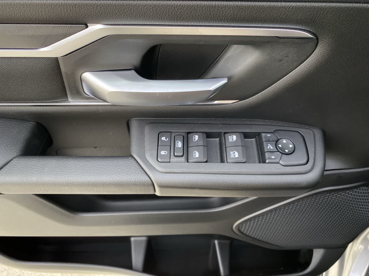 Thumbnail: 2025 RAM 1500 - 19