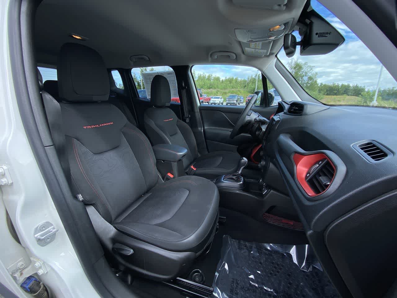 Thumbnail: 2023 Jeep Renegade - 26