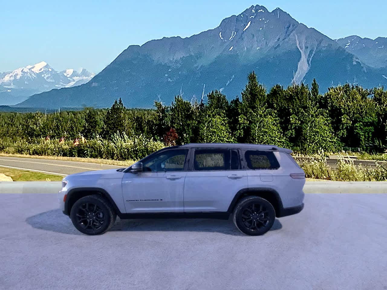Thumbnail: 2025 Jeep Grand Cherokee - 2