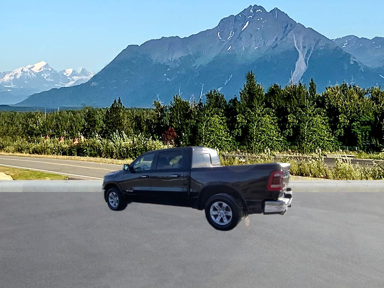 Thumbnail: 2022 RAM 1500 - 4