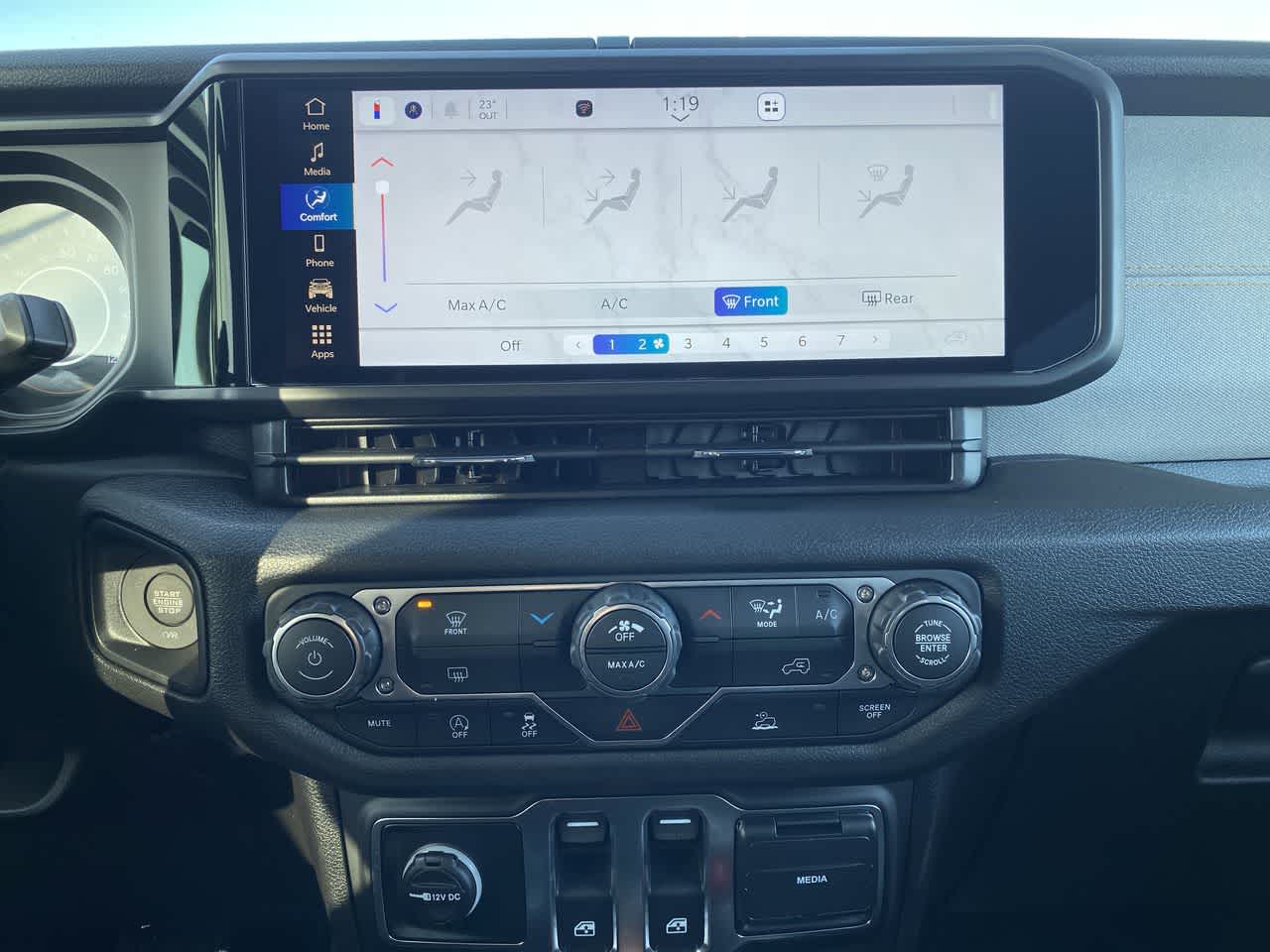 Thumbnail: 2026 Jeep Wrangler - 25