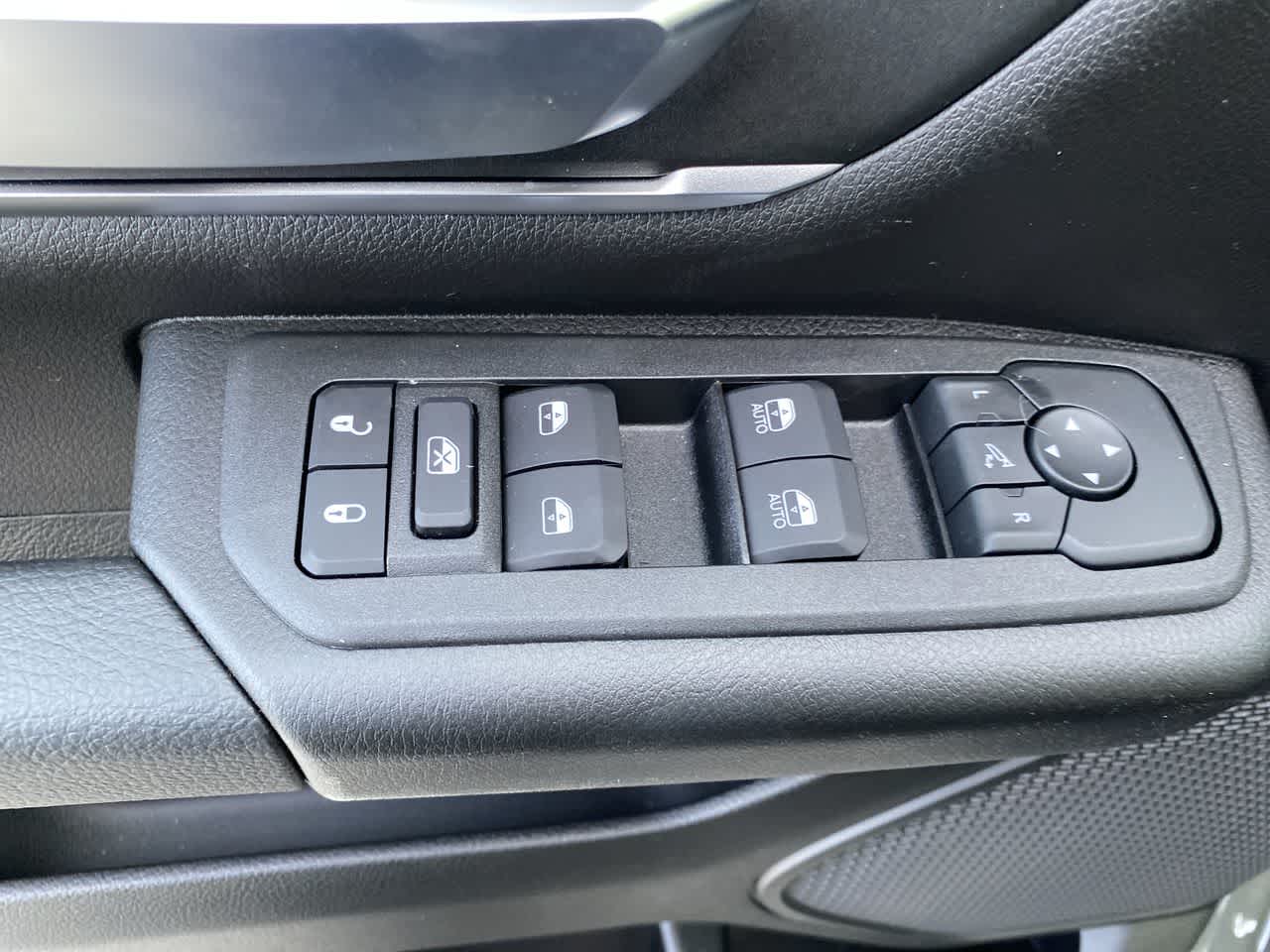 Thumbnail: 2026 RAM 1500 - 13