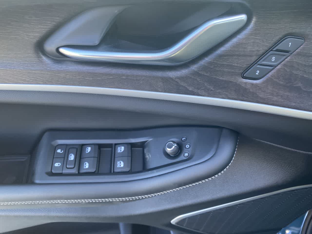 Thumbnail: 2026 Jeep Grand Cherokee - 13