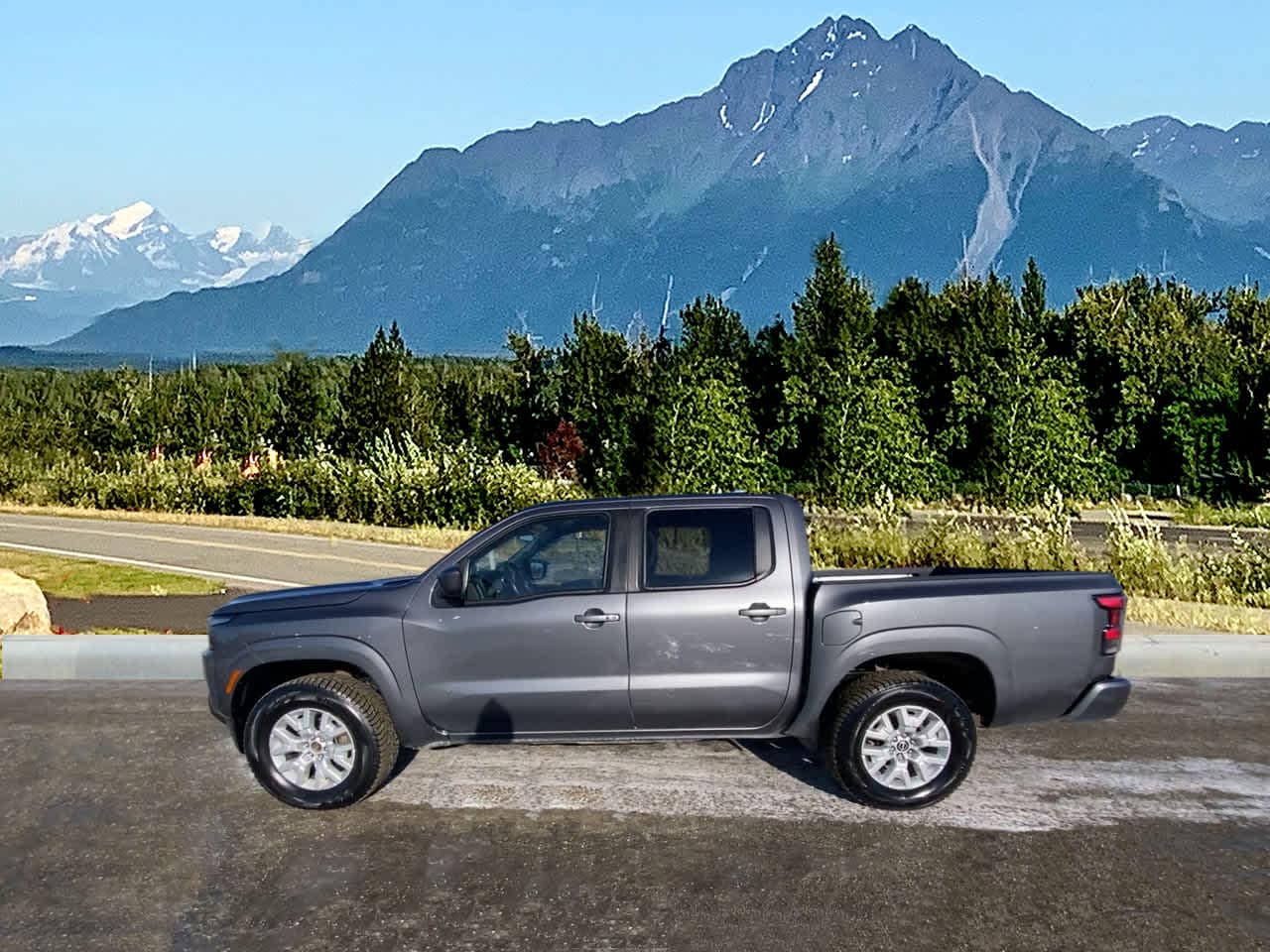 Thumbnail: 2022 Nissan Frontier - 2