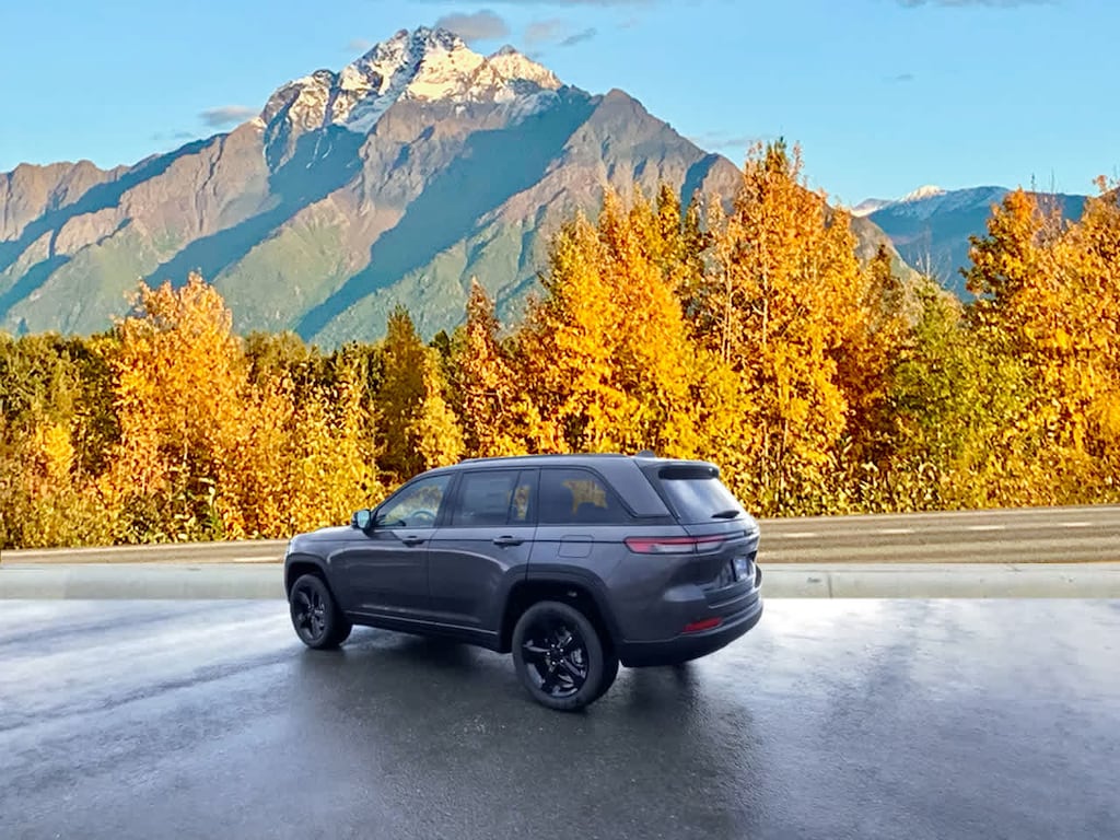 New 2025 Jeep Grand Cherokee ALTITUDE X 4X4 Sport Utility