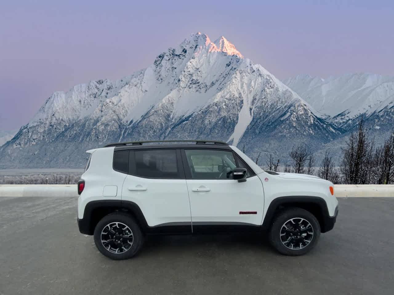 Thumbnail: 2023 Jeep Renegade - 6
