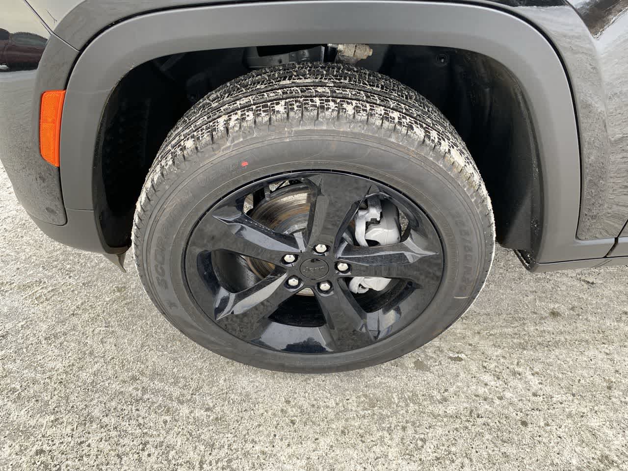 Thumbnail: 2025 Jeep Grand Cherokee - 10