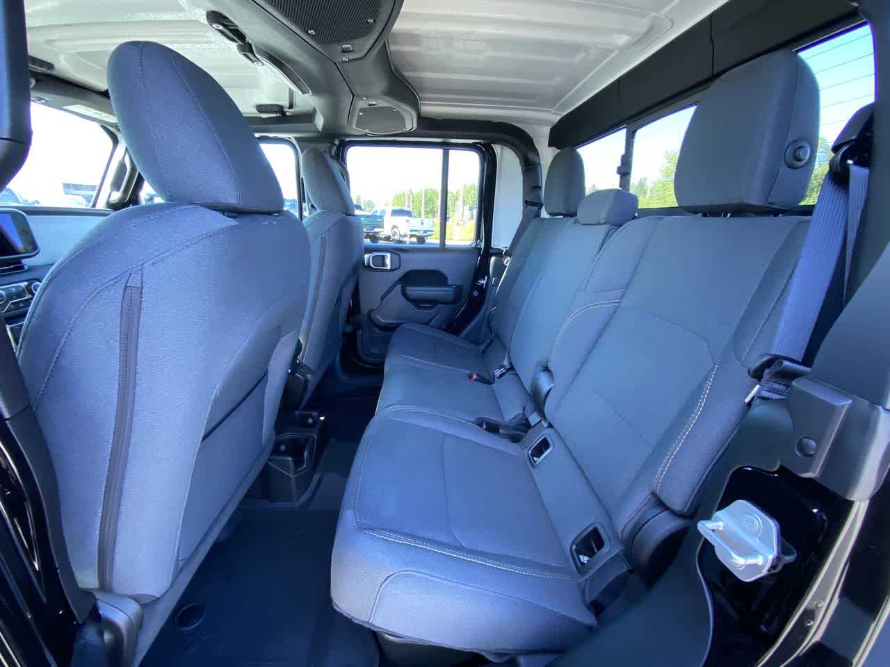 Thumbnail: 2025 Jeep Gladiator - 23